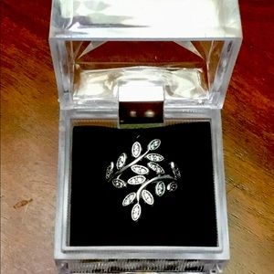 Pandora Sparkling Leaves Ring